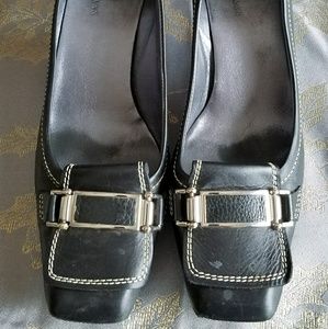 Black Cole Haan low heels 1 1/2"